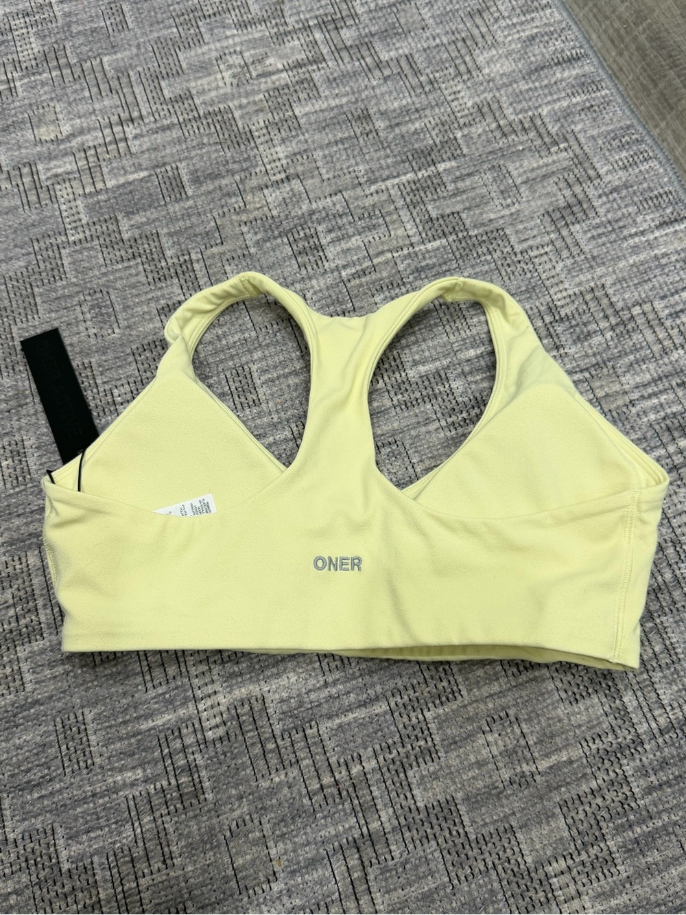 Oner Active Soft Motion Bralette with Gray Logo Pastel Yellow Medium BNWT Gym - Picture 4 of 6